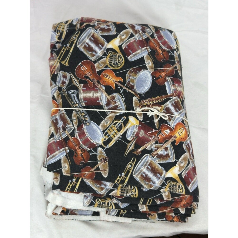 (4) Yards ~ Vintage ~ Musical Instruments Cotton Fabric David Textiles ~ *RARE*